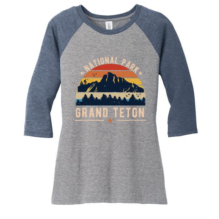 National Park Grand Teton Vintage Retro Souvenir Women's Tri-Blend 3/4-Sleeve Raglan Shirt