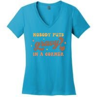 Nobody Puts Gravy In A Corner Funny Thanksgiving Meaningful Gift Women's V-Neck T-Shirt