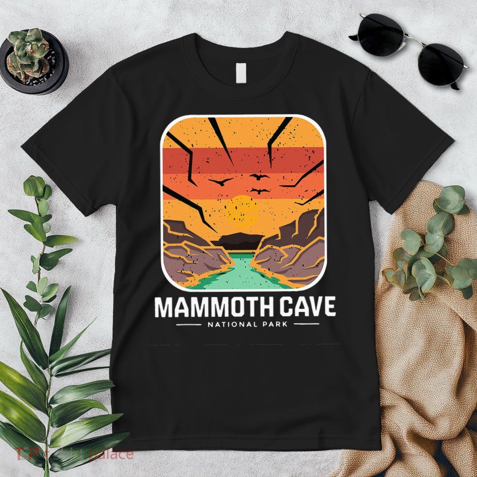 National Park Mammoth Cave Kentucky Souvenir Cave Hike Premium T-Shirt