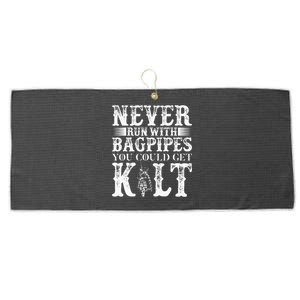 Never Run With Bagpipes You Could Kilt Large Microfiber Waffle Golf Towel