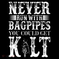 Never Run With Bagpipes You Could Kilt Bagpipe Players Magnet