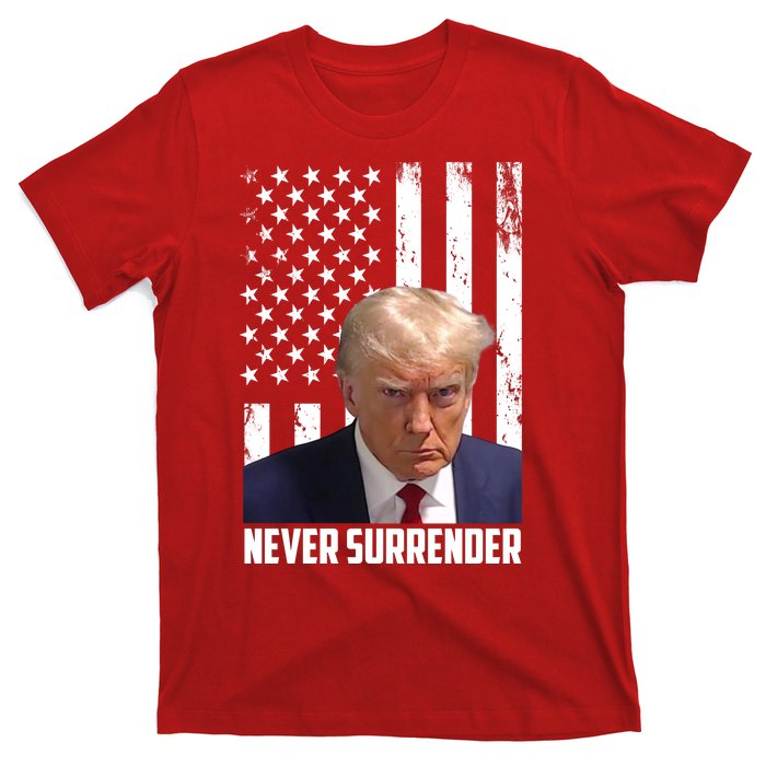 Never Surrender Donald Trump American Flag Mugshot T-Shirt