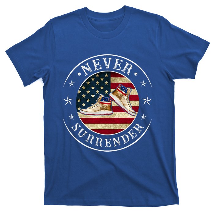 Never Surrender Gold Sneaker Donald Trump 4th Of July Gift T-Shirt