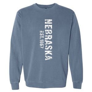 Nebraska State Patriotic American Usa Cool Distressed Design Garment-Dyed Sweatshirt