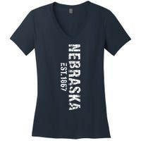 Nebraska State Patriotic American Usa Cool Distressed Design Women's V-Neck T-Shirt