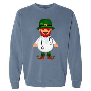 Nurse's Scrubs Stethoscope Wearing Leprechaun Gifts Garment-Dyed Sweatshirt