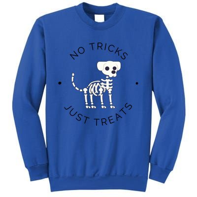 No Tricks Just Treats Dog Halloween Cute Skeleton Dog Great Gift Sweatshirt