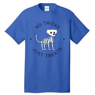 No Tricks Just Treats Dog Halloween Cute Skeleton Dog Great Gift Tall T-Shirt