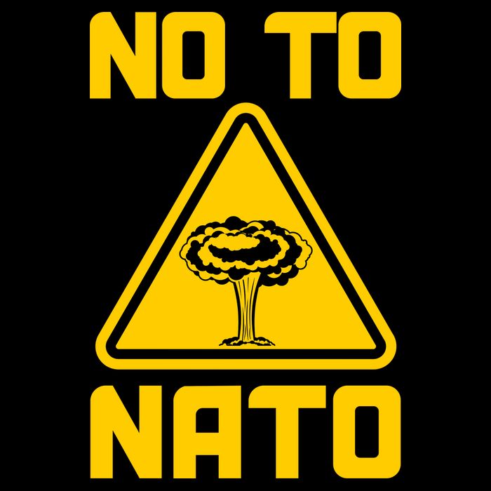 No To NATO Anti War Peace Ukraine T-Shirt