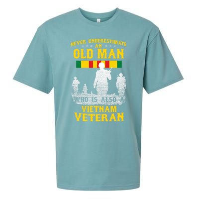 Never Underestimate An Old Man Vietnam Veteran Gift Sueded Cloud Jersey T-Shirt