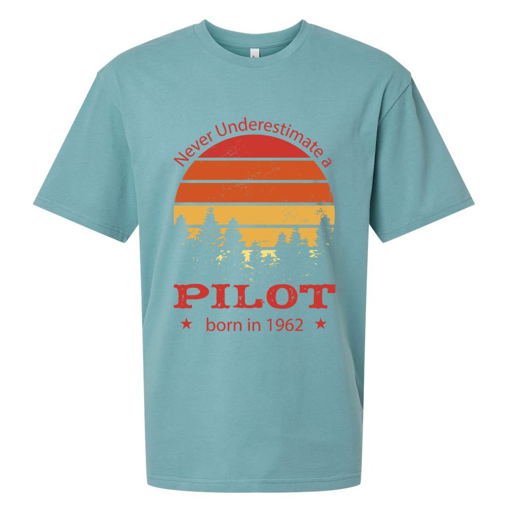 Never Underestimate A Pilot Born In 1962 Sueded Cloud Jersey T-Shirt