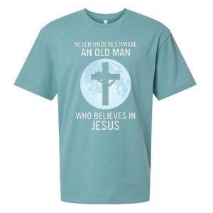 Never Underestimate An Old Man Who Believes In Jesus Sueded Cloud Jersey T-Shirt