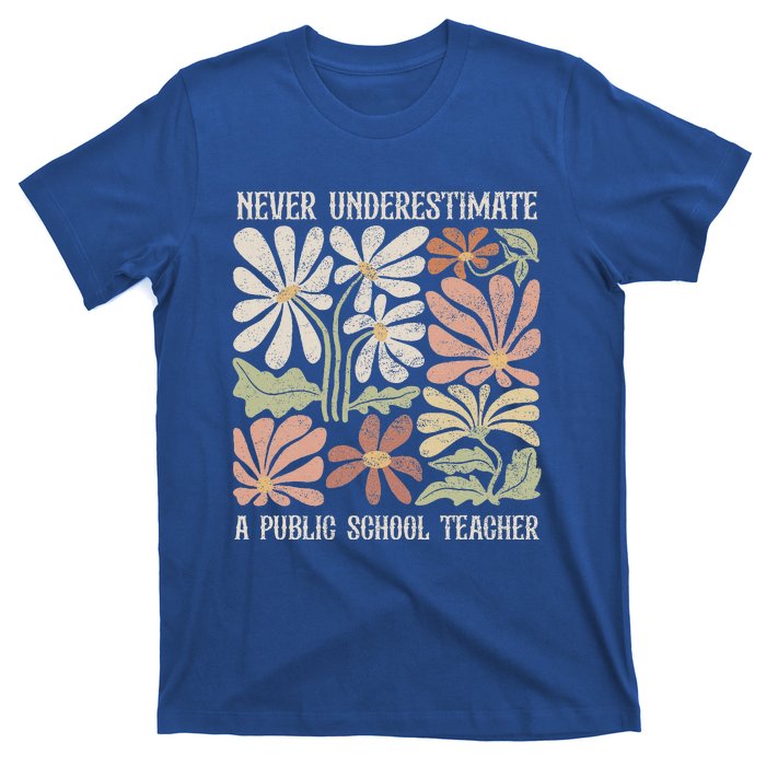 Never Underestimate A Public School Teacher Tim Walz Kamala T-Shirt