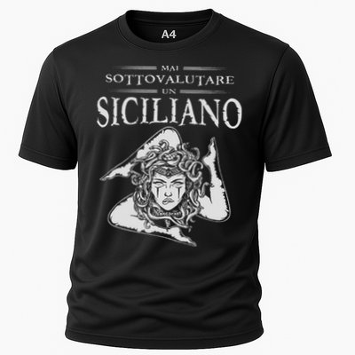 Never Underestimate A Sicilian Trinacria Sicilia Heraldik Performance Shirt