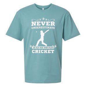 Never Underestimate An Old Man Who Plays Cricket Player Sueded Cloud Jersey T-Shirt