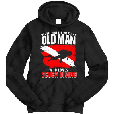 Never Underestimate An Old Man Diver Gift Scuba Diving Tie Dye Hoodie