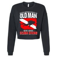 Never Underestimate An Old Man Diver Gift Scuba Diving Cropped Pullover Crew