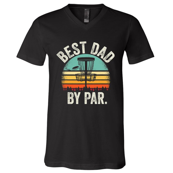 Never Underestimate The Old Guy Funny Disc Golf Dad Frisbee V-Neck T-Shirt