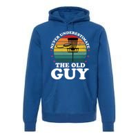 Never Underestimate The Old Guy Funny Disc Golf Frisbee Gift Premium Hoodie