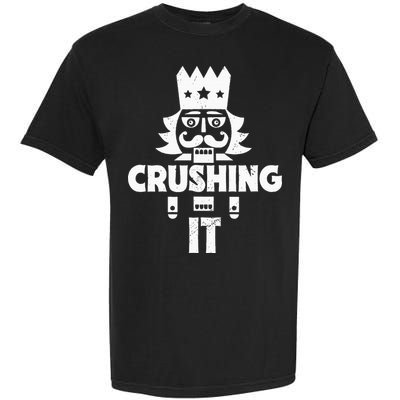 Nutcracker Vintage Christmas Nutcracker Crushing It Garment-Dyed Heavyweight T-Shirt