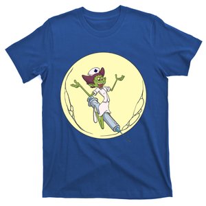 Nurse Vampire Witch Syringe Broom Moon Gift T-Shirt