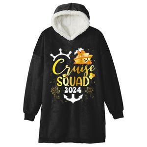 New Year Cruise Squad 2024 NYE Party Family Vacation Trip Hooded Wearable Blanket