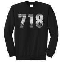 New York City 718 Area Code Skyline Queens Ny Nyc Vintage Sweatshirt