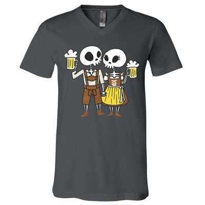 Oktoberfest 2023 Beer Drinking Skeleton Couple V-Neck T-Shirt
