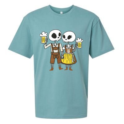 Oktoberfest 2023 Beer Drinking Skeleton Couple Sueded Cloud Jersey T-Shirt