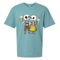 Oktoberfest 2023 Beer Drinking Skeleton Couple Sueded Cloud Jersey T-Shirt