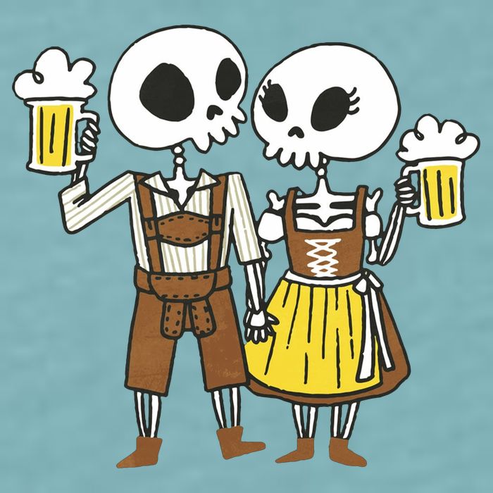 Oktoberfest 2023 Beer Drinking Skeleton Couple Sueded Cloud Jersey T-Shirt
