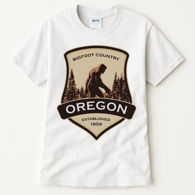 Oregon And A Bigfoot Or A Sasquatch Tall T-Shirt
