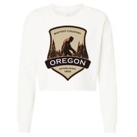 Oregon And A Bigfoot Or A Sasquatch Cropped Pullover Crew