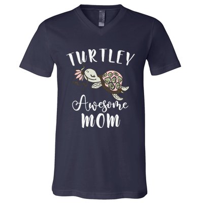 Ocean Animal Lover Mom Mothers Day Gift Idea Turtle V-Neck T-Shirt