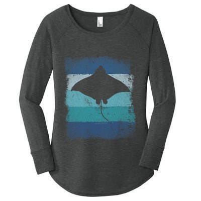 Ocean Animal Scuba Diving Stingray Retro Manta Ray Women's Perfect Tri Tunic Long Sleeve Shirt