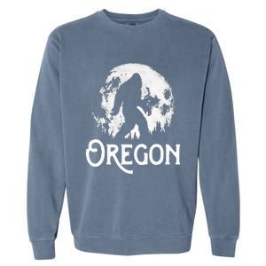 Oregon Bigfoot At Night! Cool Full Moon & Trees Sasquatch Garment-Dyed Sweatshirt