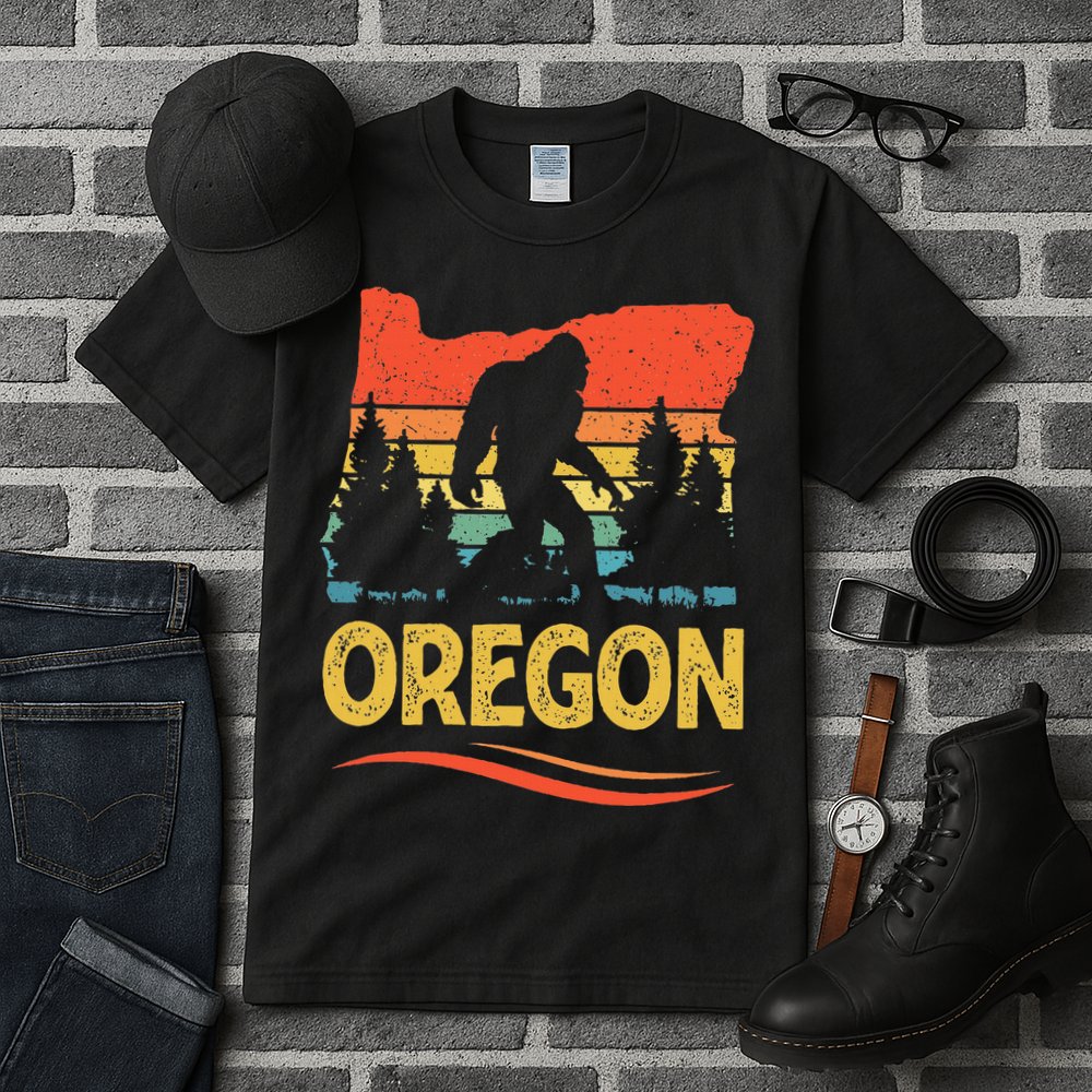 Oregon Bigfoot Oregon With A Bigfoot Or A Sasquatch Tall T-Shirt