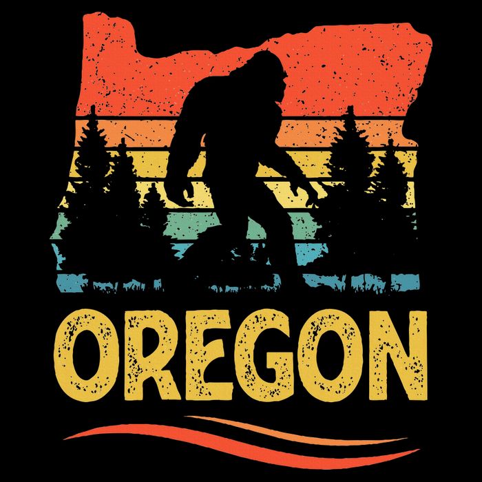 Oregon Bigfoot Oregon With A Bigfoot Or A Sasquatch Cropped Pullover Crew