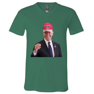 Oe Biden Wearing Trump Hat 2024 President Donald Republican V-Neck T-Shirt