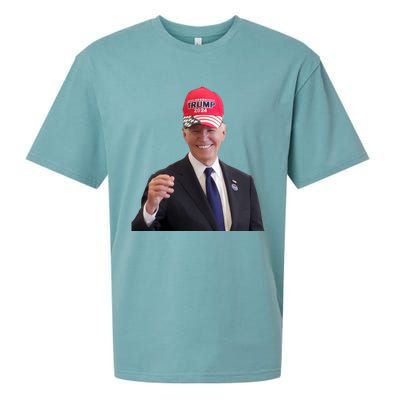 Oe Biden Wearing Trump Hat 2024 President Donald Republican Sueded Cloud Jersey T-Shirt