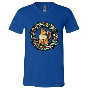 Orange Cat Christmas Wreath Meaningful Gift V-Neck T-Shirt