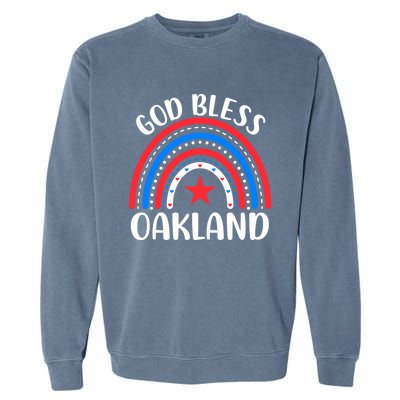 Oakland California Great Gift I Love Oakland Usa Gift Garment-Dyed Sweatshirt