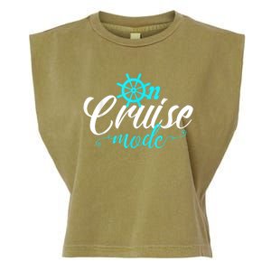 On Cruise Mode Cruise Vacation Family Trendy Shirt Shirt Garment-Dyed Women's Muscle Tee