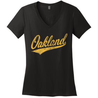 OAKLAND CALIFORNIA VARSITY SCRIPT CLASSIC SPORT JERSEY STYLE Women's V-Neck T-Shirt