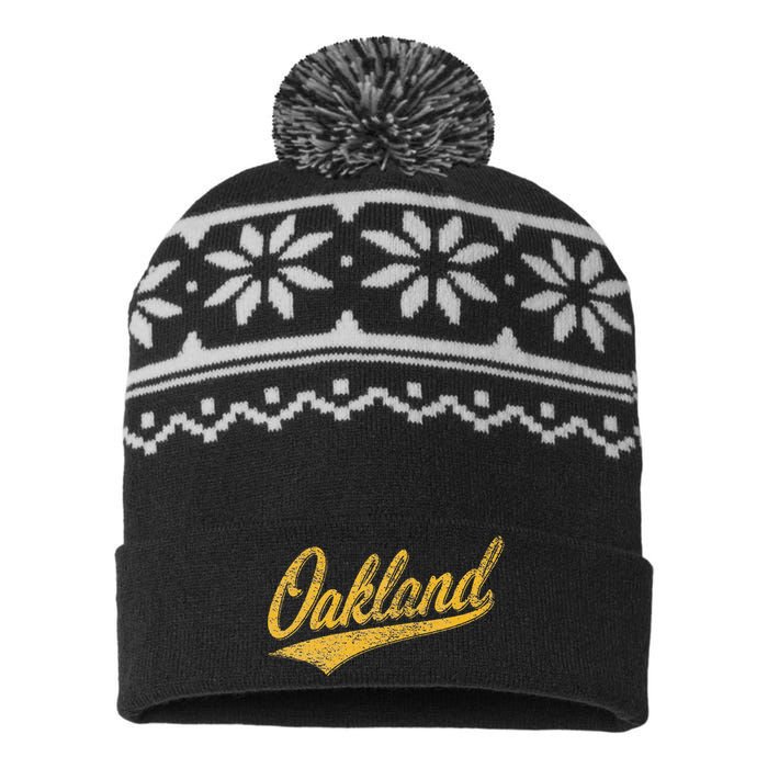 OAKLAND CALIFORNIA VARSITY SCRIPT CLASSIC SPORT JERSEY STYLE USA-Made Snowflake Beanie