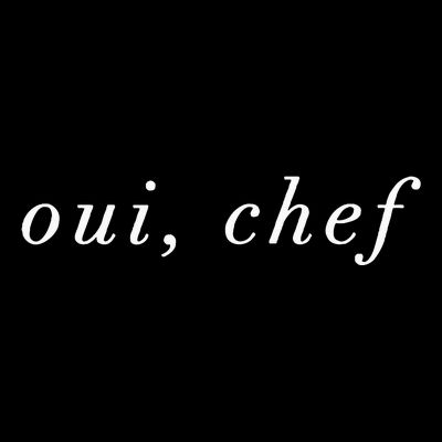 Oui Chef Yes Chef French Brigade Cooking Line Cook Foodie T-Shirt