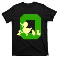 Oregon Duck Letter O Funny Oregon Yellow Duck T-Shirt