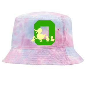 Oregon Duck Letter O Funny Oregon Yellow Duck Tie-Dyed Bucket Hat