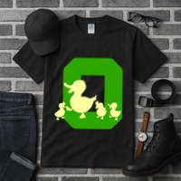 Oregon Duck Letter O Funny Oregon Yellow Duck Tall T-Shirt