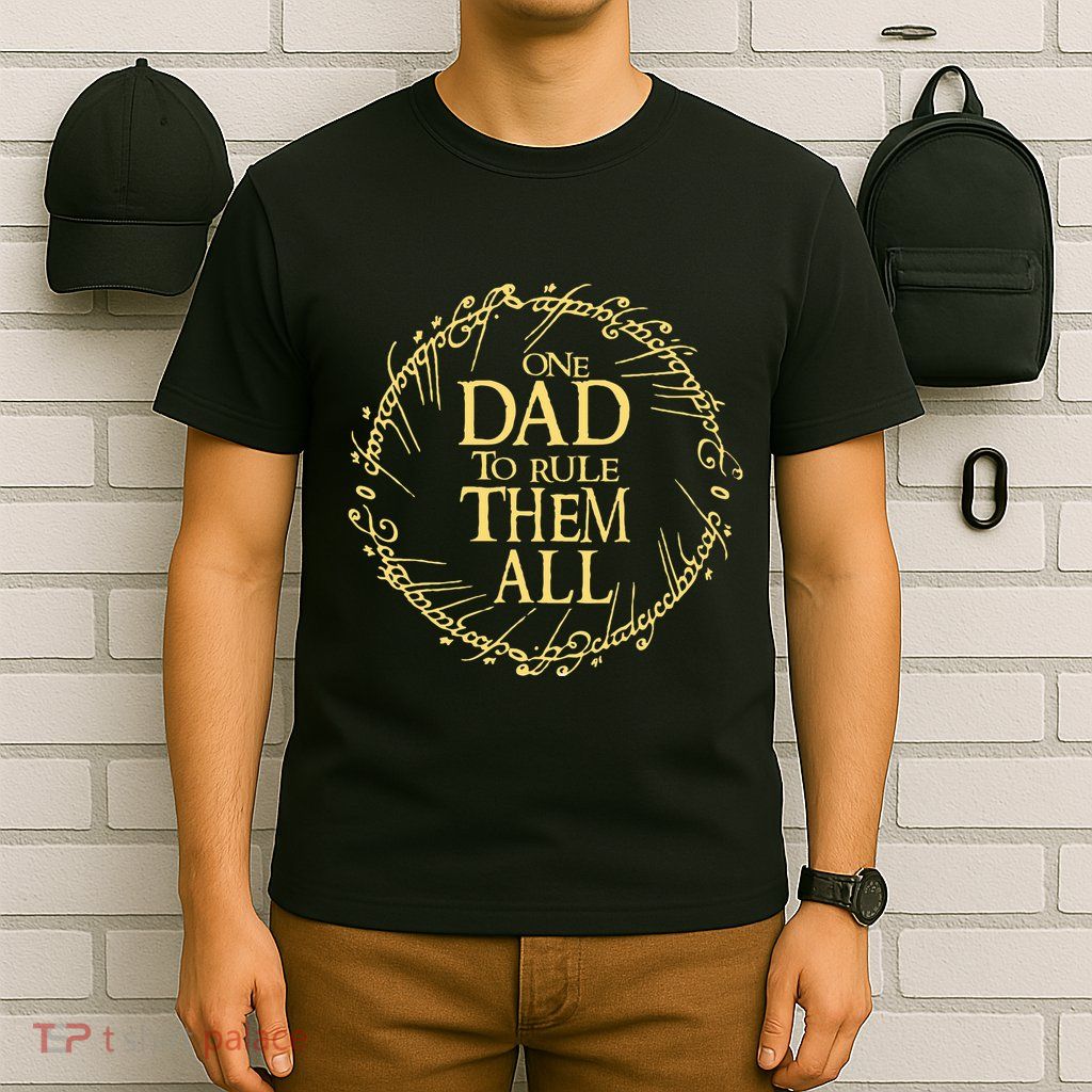 One Dad To Rule Them All Vintage Nerd Dad Father Day Apparel T-Shirt